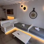 Mykonoscasa Feriehus *